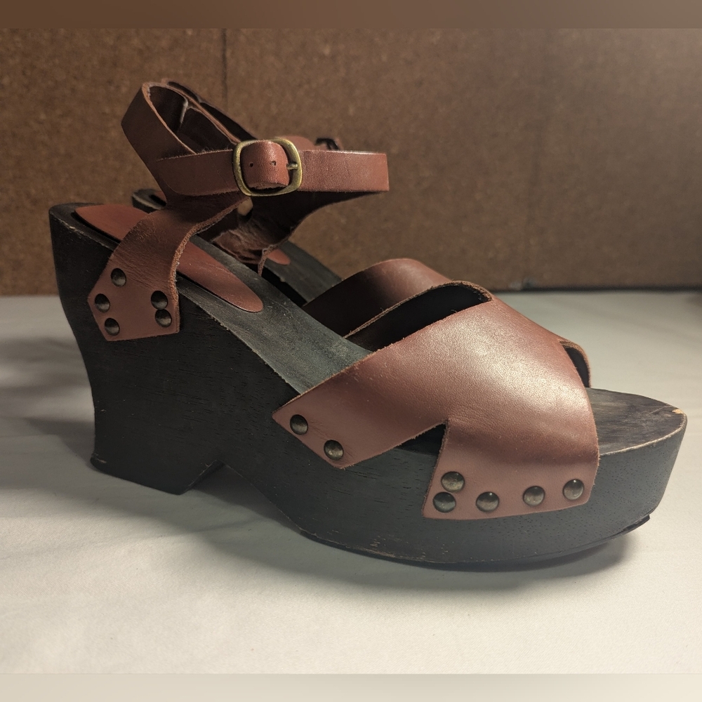 Vintage Brown Leather Platform Sandal With Solid Wood Block Sole Size 9.5-10